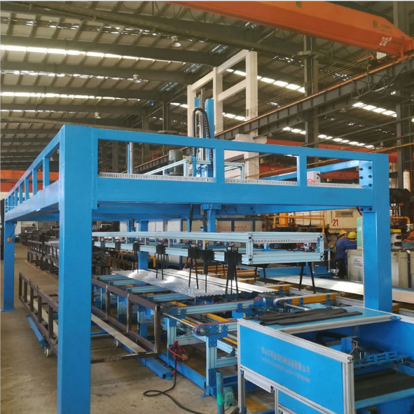 Automatic Aluminum Profile Stacker for Sandblasting Lines - Thumbnail 3