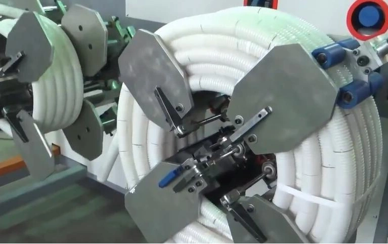 FCL-V1200 Automatic Pipe Coiling & Strapping Machine - Thumbnail 3