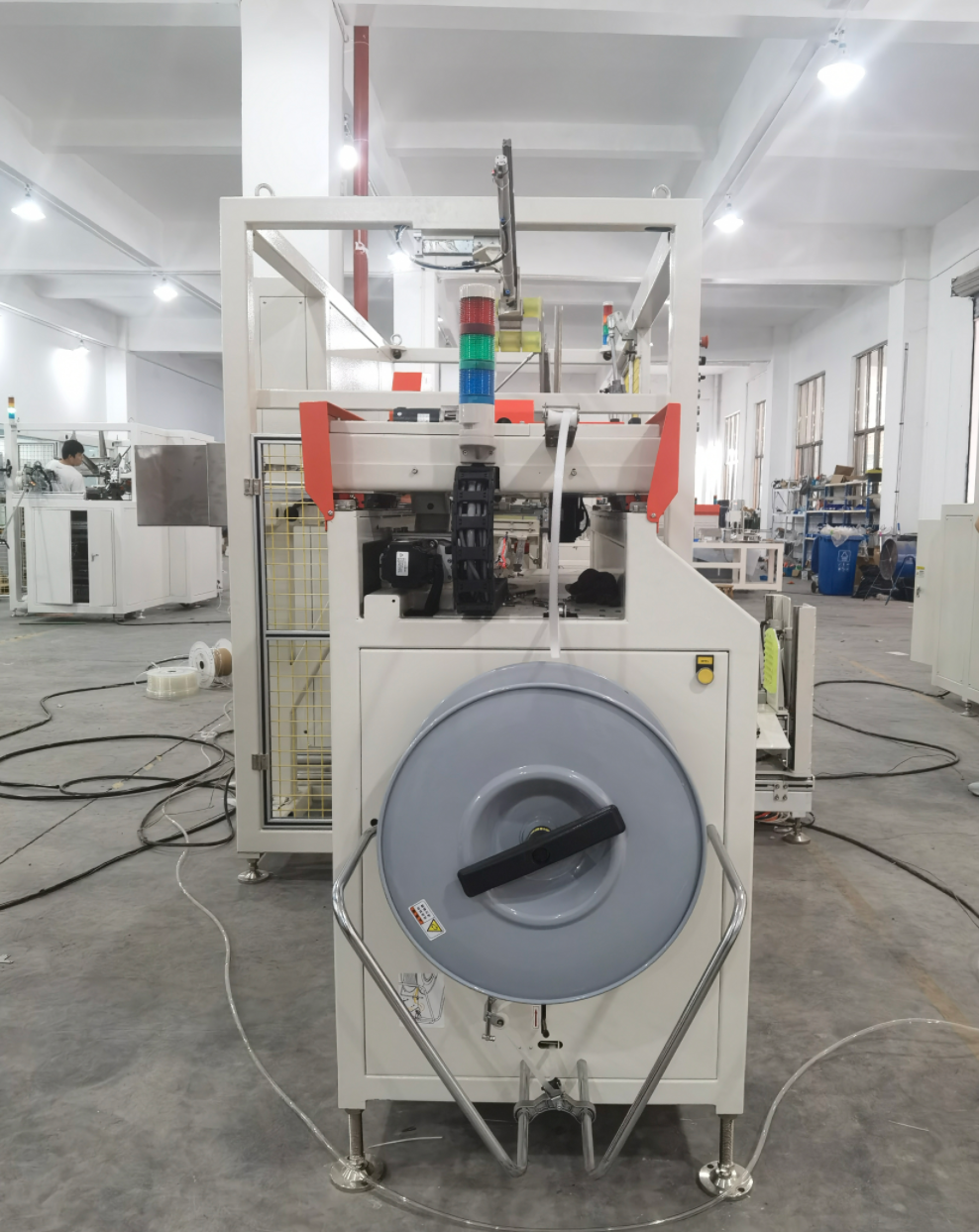 FCL-V400 Vertical Automatic Coiler & Strapping Machine - Thumbnail 3