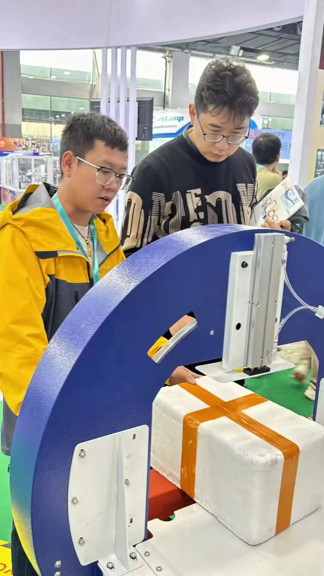 Automatic Box Taping and Sealing Machine - Thumbnail 4