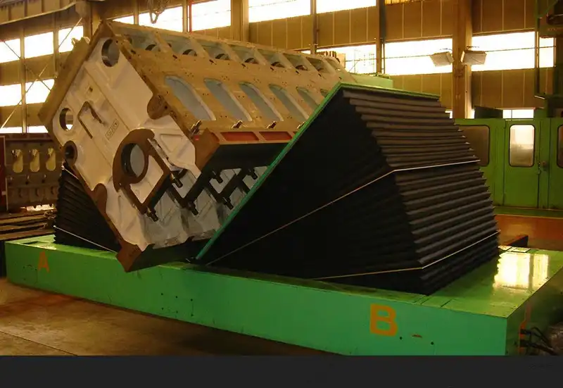 40-Ton Industrial Mold Flipper - Thumbnail 3