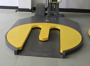 M-Type Semi-Automatic Pallet Stretch Wrapping Machine - Thumbnail 4