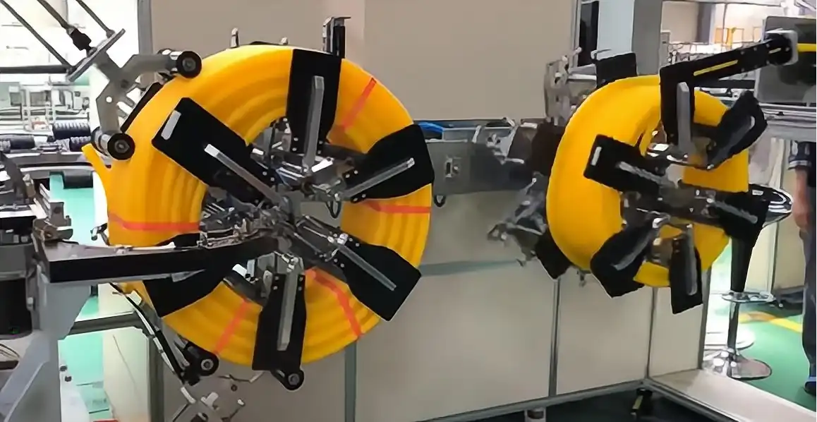 Automatic Hose Coiling and Strapping Machine - Thumbnail 3