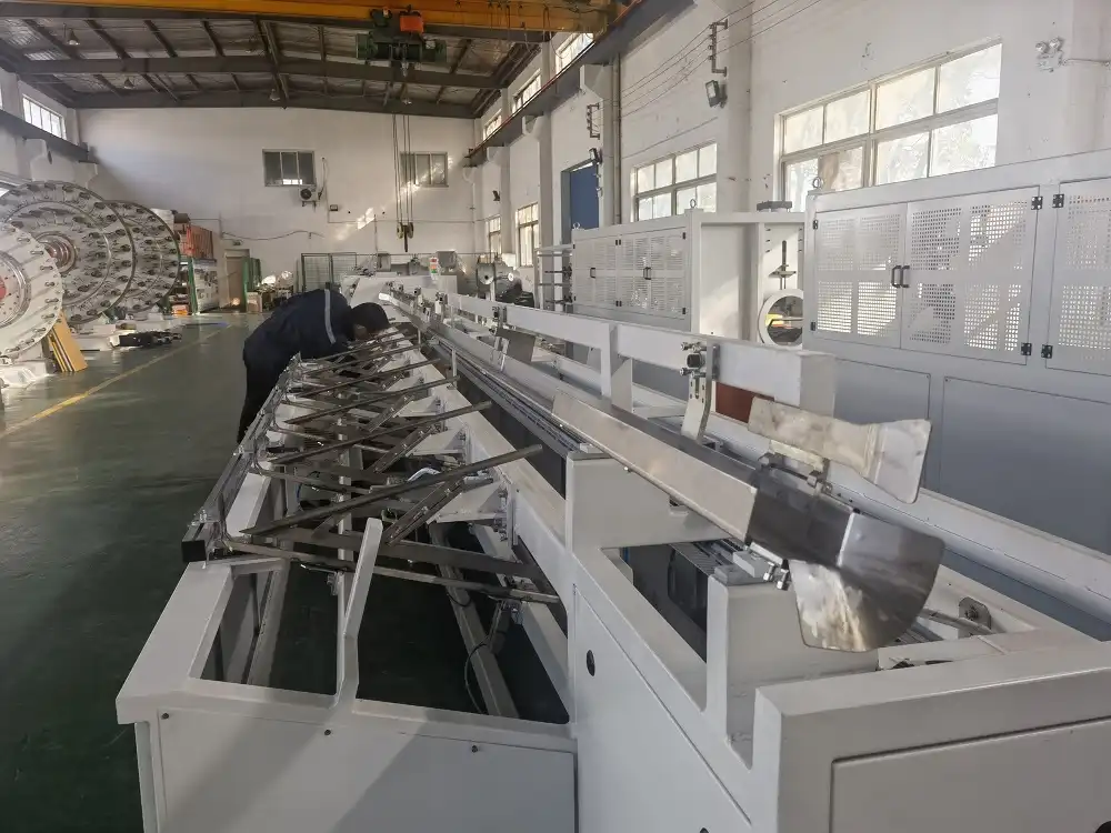 Fhope PPR/PVC Pipe Automatic Bagging Line - Thumbnail 3