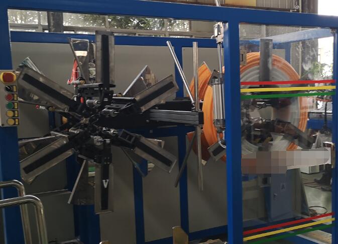 FCL-V1000 Automatic Coiling and Strapping System - Thumbnail 3