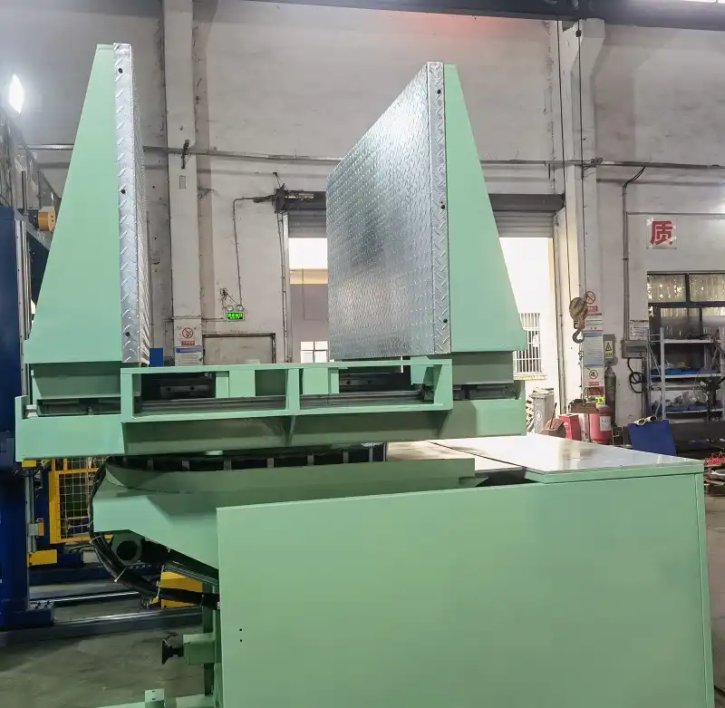 Heavy-Duty Reclining Pallet Inverter System - Thumbnail 5