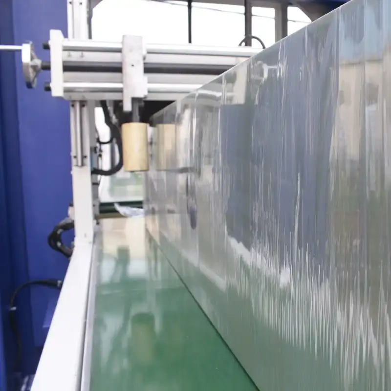 E1000 Horizontal Spiral Stretch Wrapping Machine