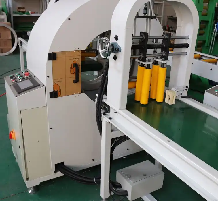 E200 Horizontal Spiral Stretch Wrapping Machine - Thumbnail 3