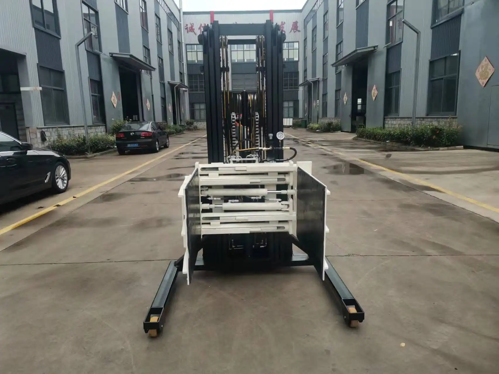 Mobile Pallet Changer - Side Press - Thumbnail 4