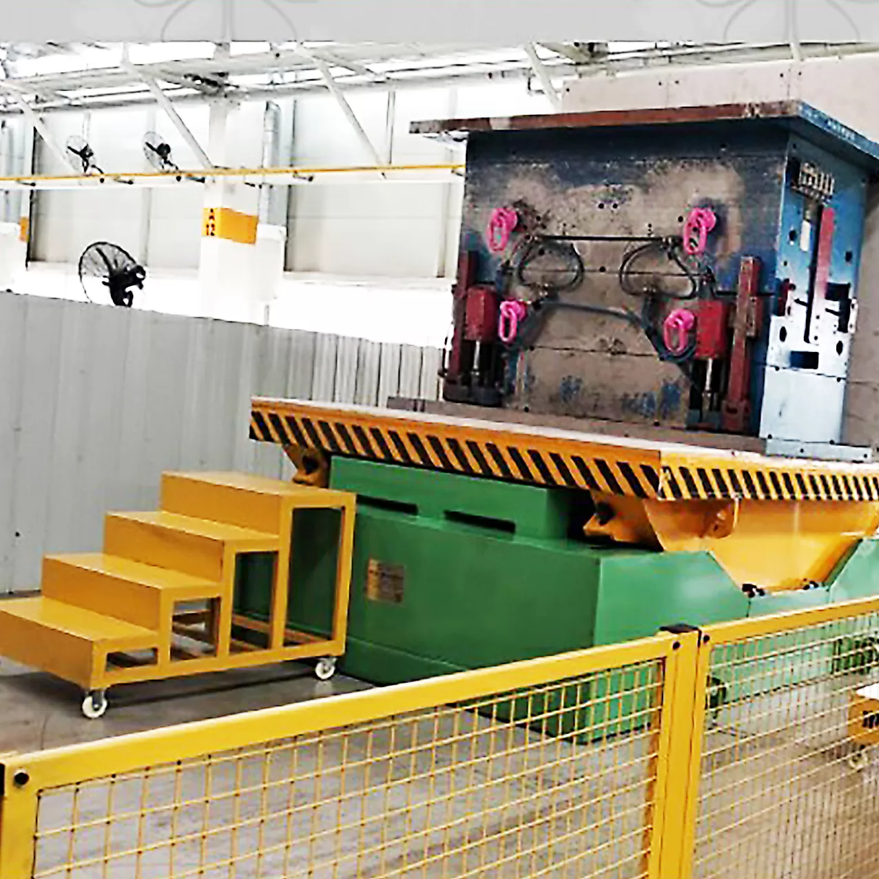 90 Degree Mold Upender 20T | Heavy-Duty Mold Flipper - Thumbnail 5