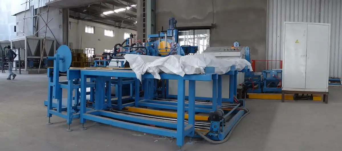 Automatic Plastic Pipe Bundle Making and Bagging Machine - Thumbnail 3