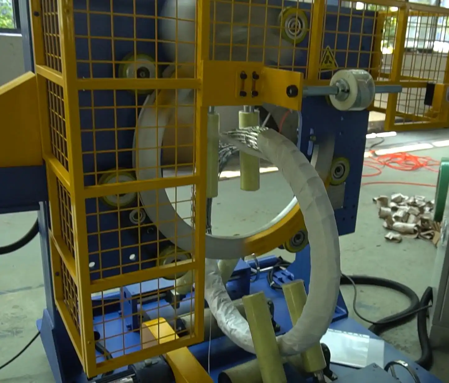 FPW300-W Razor Wire Coil Wrapping Machine - Thumbnail 4
